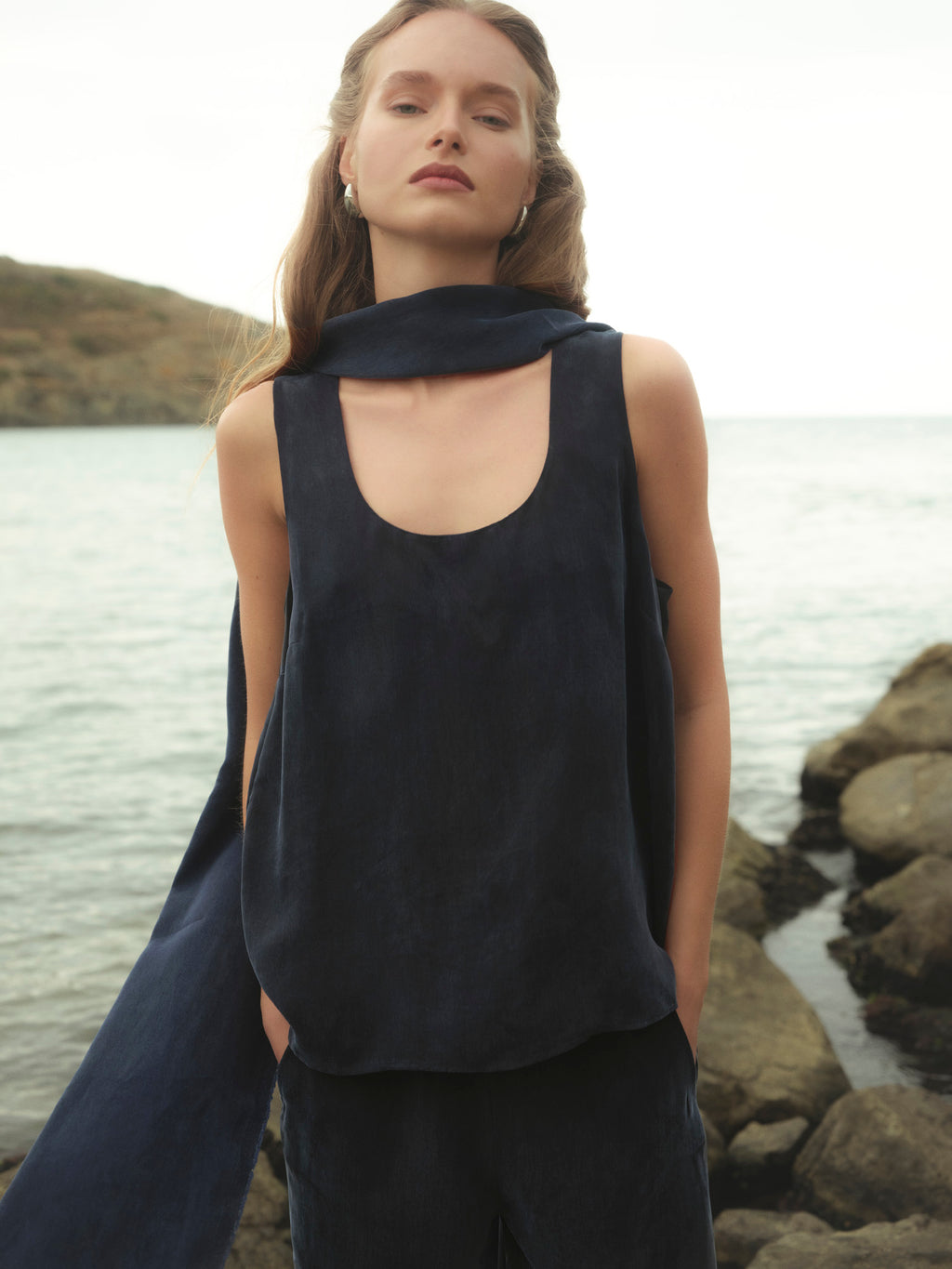 Aeris Crew Neck Tank Top