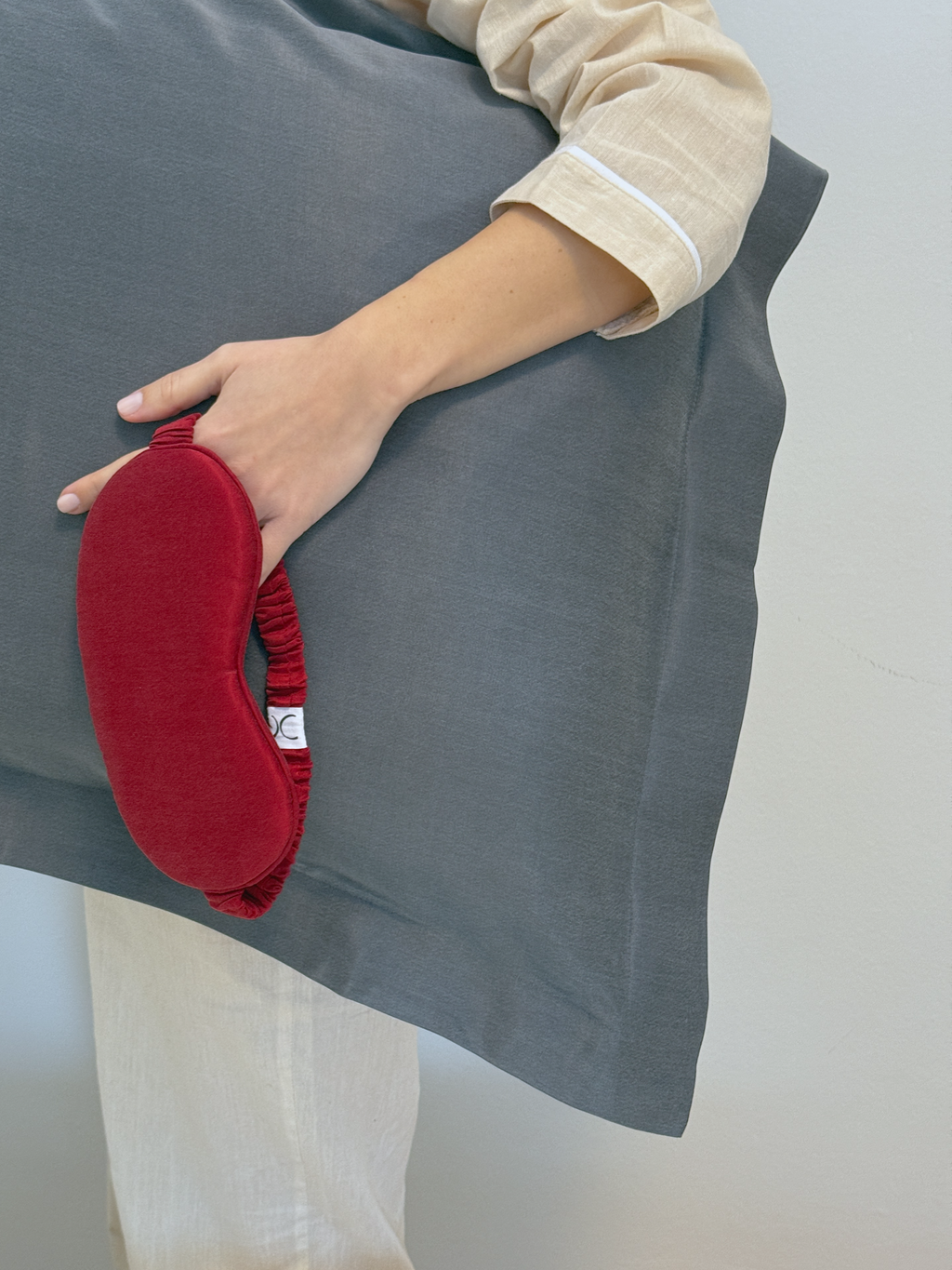 Eye Mask - Red Vegan Silk®